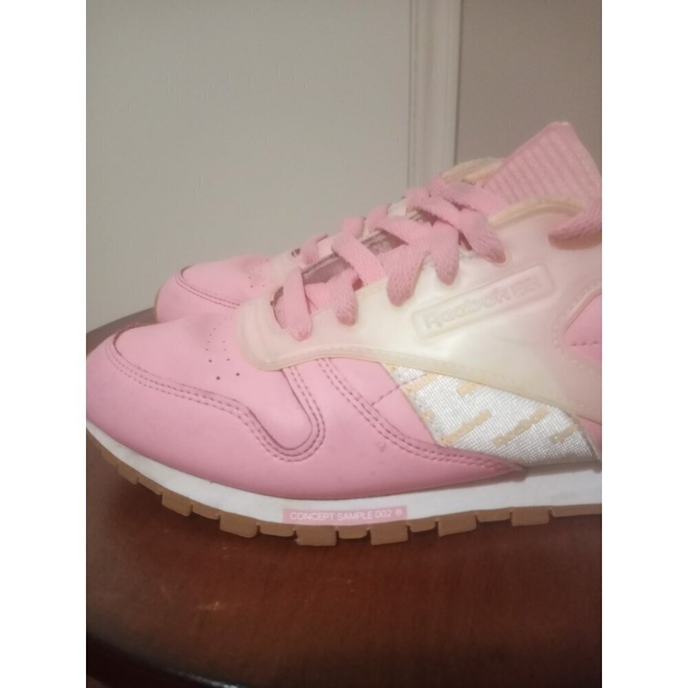 Reebok Classic 1983 DV5245 Mens Leather Athletic Shoes Pink Desert Glow Size 7 - Picture 10 of 15